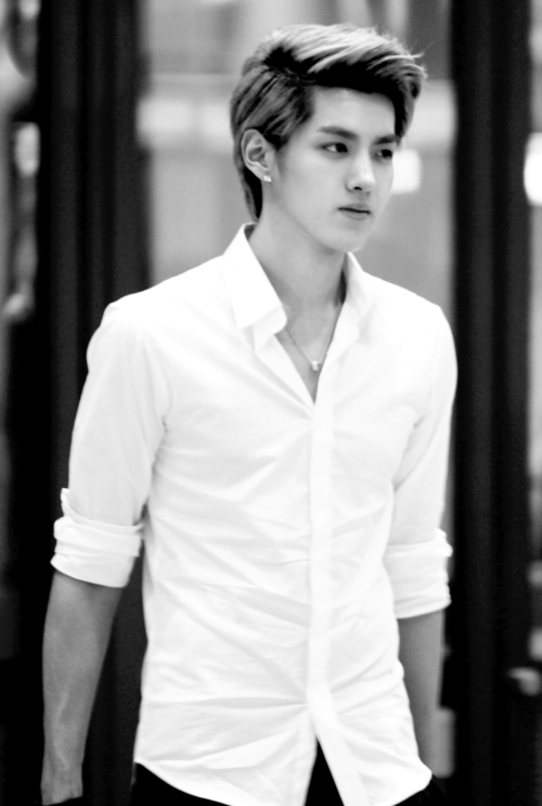 krisinsanity:  Airport Fashion 7/∞