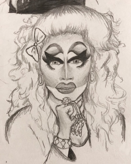 Just a lil drawing of trixie for my journal’s drag page
