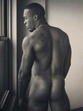 dmm8898:  dominicanblackboy:  Damn Pa cute with a fat sexy thick ass on him!