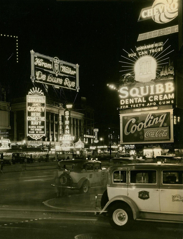 fuckyeahvintage-retro:  New York City, 1934