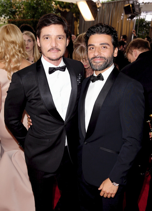 delevingned: Pedro Pascal and Oscar Isaac attend the 73rd Annual Golden Globe Awards
