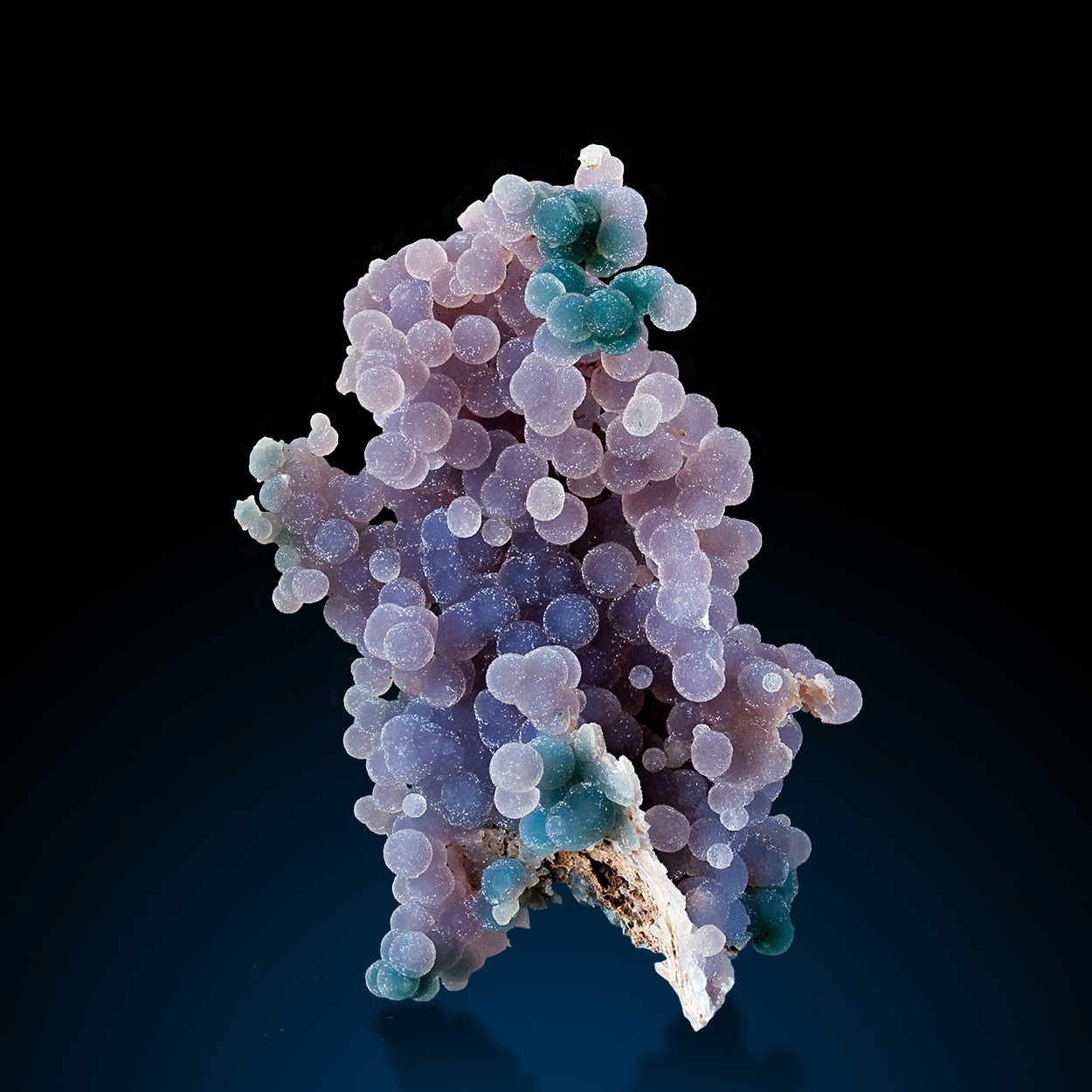 hematitehearts:  Violet and Green Chalcedony Locality:   Mamuju Area, Sulawesi Barat
