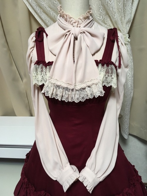 I got Curious Blouse (Milk Rose)Blouse &amp; JSK: Mary Magdalene