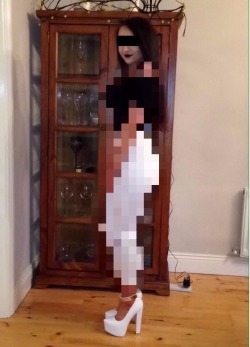 censored-by-chloe:  Her heels are bigger