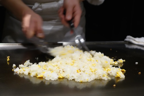 After enjoyed cocktail time, I ate teppan-yaki for dinner last weekend. Fried rice was very deliciou