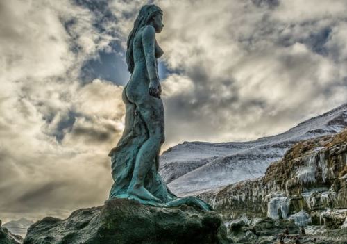 megarah-moon: “Kópakonan/Selkie” by Esbern Christiansen The selkie or seal woman from the legend dep