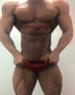 muscularmales:Jared Thompson