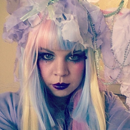 Pastel ghost today. #japan #lolita ,#frenchcafev#creepycute #geisha #deadgeisha #pastelhair #darklip