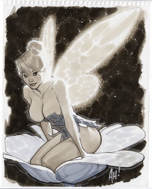 nebulaofwomen:  Adam Hughes 