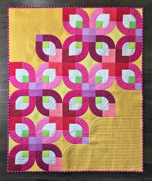 Trellis Quilt by Heather Black at Quilt-achusetts.  This is actually a whole cloth quilt (i.e. 