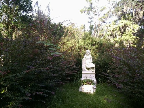 Gracie Watson’s grave and epitaph from Bonaventure Cemetery in Savannah Georgia