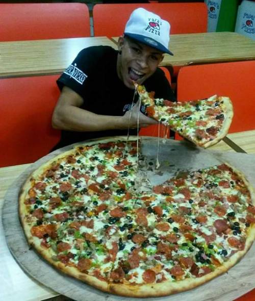 &ldquo;Pizza heaven in Puerto Rico&rdquo; on /r/food http://ift.tt/1fgJCH7