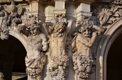 langoaurelian:Herms at the Wall pavilion of the Zwinger - Palace in Dresden.