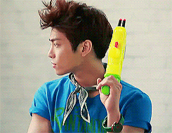 valekim:  34/?? gif of Jonghyun 