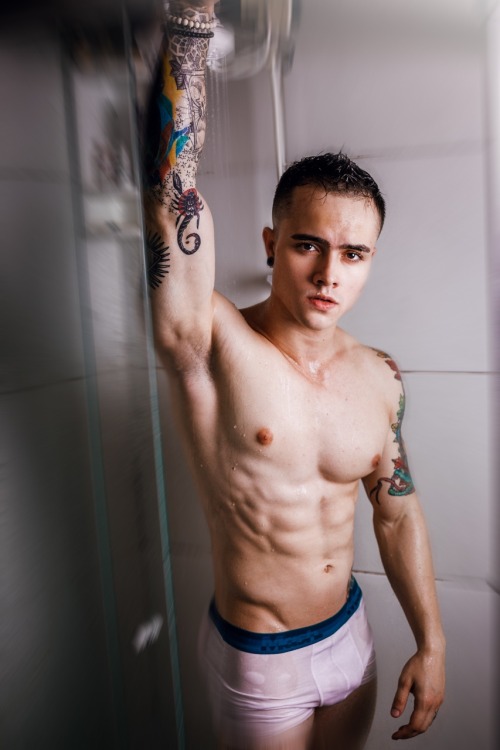 projetoindividual:DUDU SEGUE: https://www.instagram.com/projetoindividual jfpb