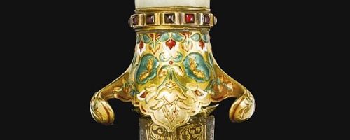 art-of-swords:  Turkish Dagger  With a Fabergé collar and an Ottoman blade Dated: 19th century Place of Origin: Turkey and Russia Measurements: 39cm The dagger has a narrow double-edged tapering steel blade with central ridge with chiselled design and