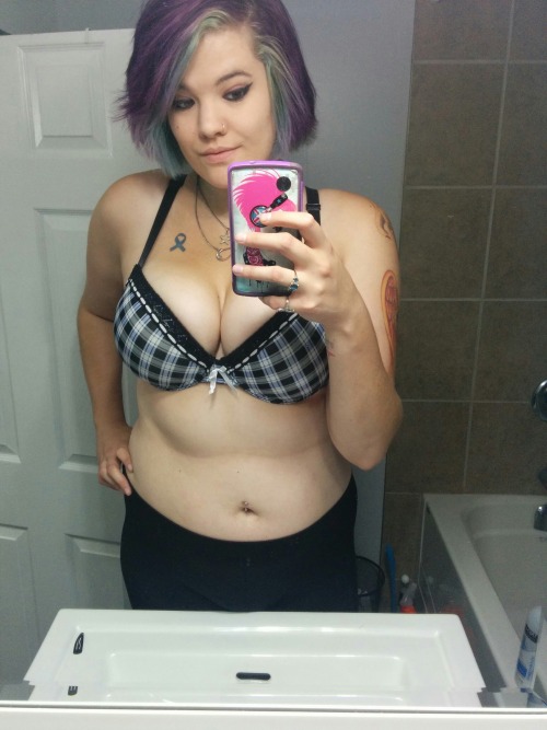 chubby-bunnies:  I can’t believe I’m posting this anywhere where someone could see it but this is me!! This is my body and I’m going to try so hard to stop hating it and start loving myself again!!  princesscirce.tumblr.com 20 years old size 14