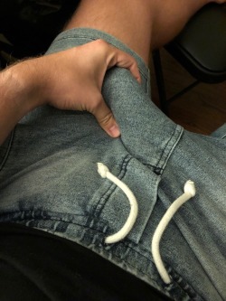 gaysnapsandselfies:  https://lovedacock12.tumblr.com/  So I know I said no “dick pic” submissions, but this is his style of posts, and besides, he’s a fellow freeballer so gotta show him some love! What you guys think? Don’t forget to swing by