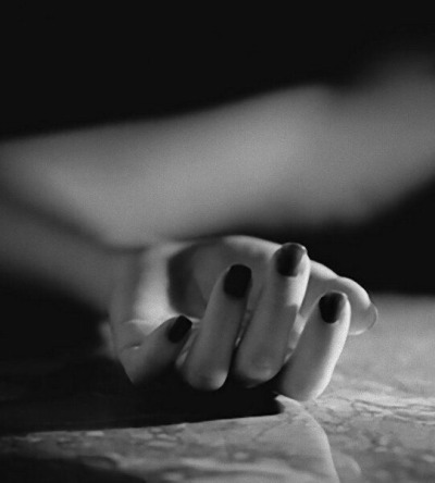sirensubmissive:Her hands were as soft as her heart and as open as her soul.