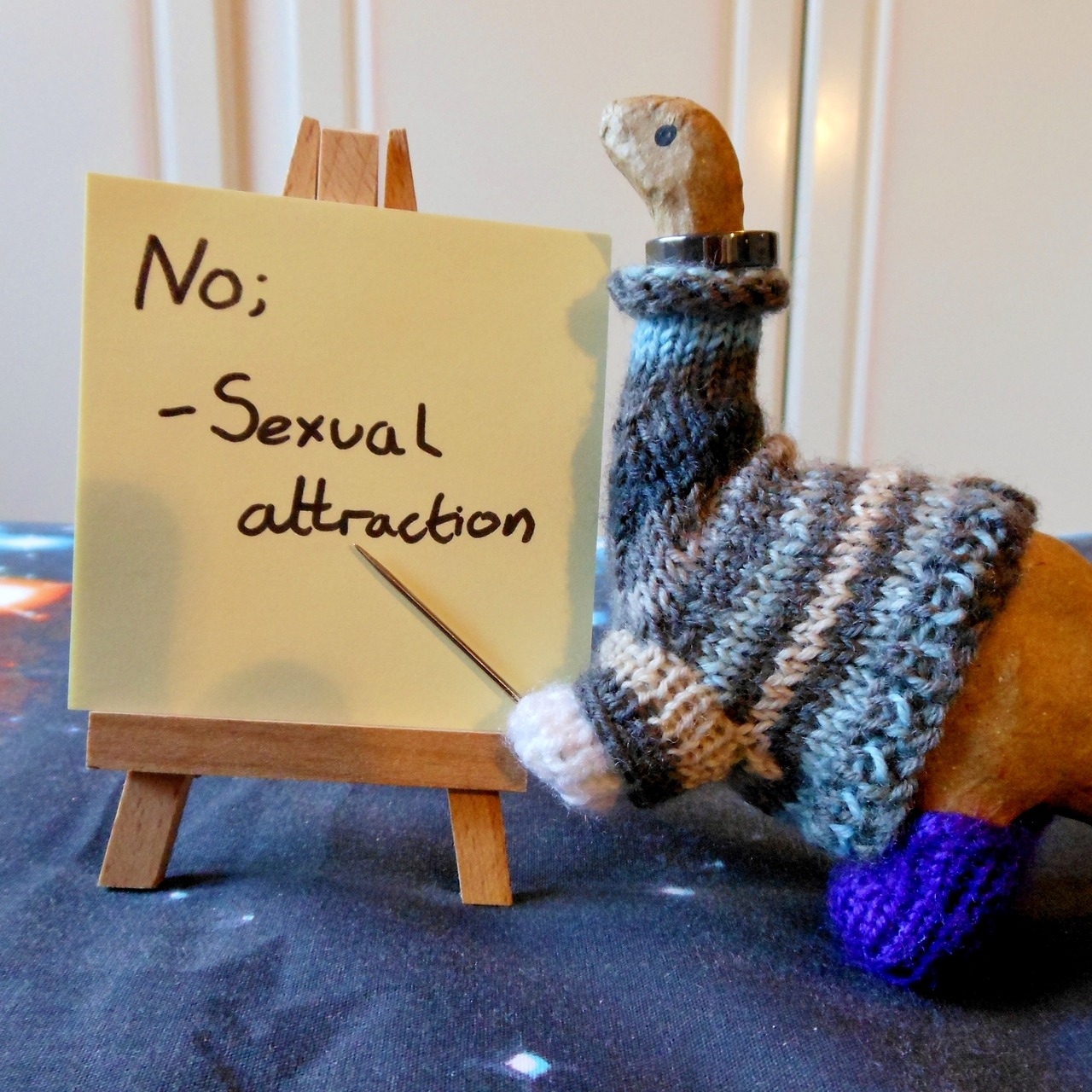 grace-and-ace:  kinkyasexuals:  srfelicidad:  Asexuality by Tiny Dinosaur :)!  I