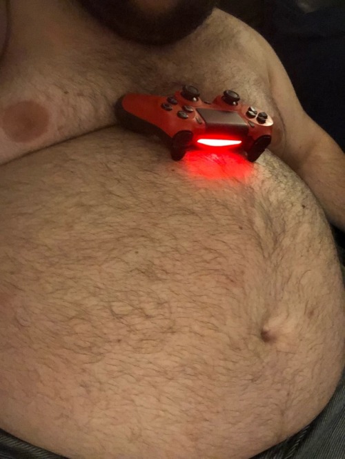 Porn noobbear73:  Belly shelf’s are the best photos