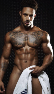 blkguy34:  Damn He fine!