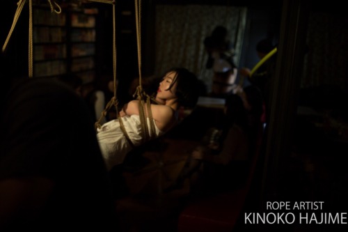 kinokohajime:  写真 一鬼のこ モデル 愛縄のお客さ photo Kinoko Hajime Rope Art Kinoko Hajime Model Ainawa girl http://shibari.jp 