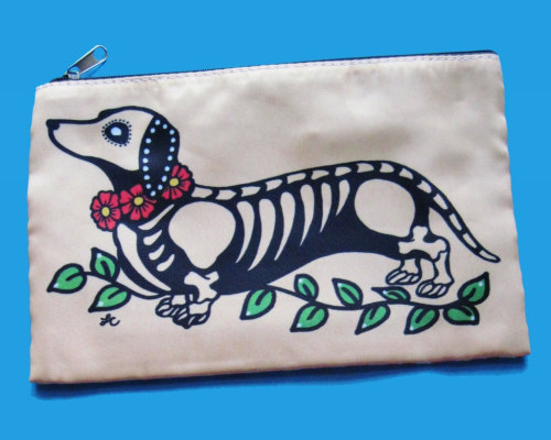 This Day Of The Dead Doxie pouch is perfect for any ghostly celebration. 