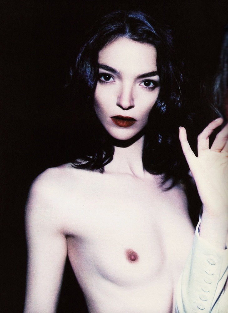 kmpl3x:  Mariacarla Boscono Photo: Mario Sorrenti