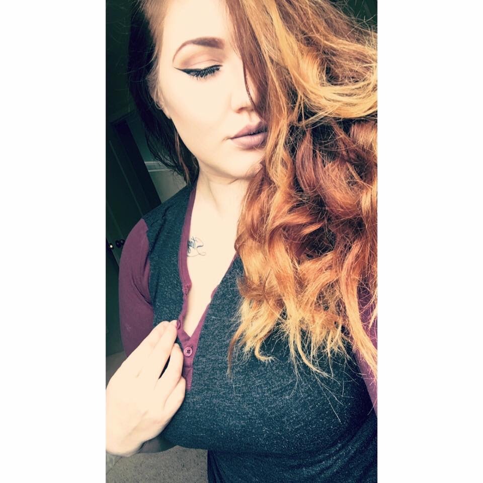 muhhhhlisa:  My ginger days were glorious..but I’m a porcelain babe with my dark