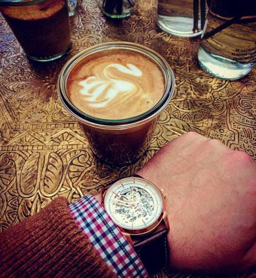 Sunday break - time will tell on @rotarywatches timepieces.
#walkout and keep the sunshine with you. Never stop without a #reason. #preciousTime #rotarywatch #rotarydial #bestcoffeintheworld at @hommage_koeln