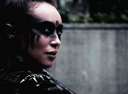 thomasinatopaz:You were right, Clarke. Life is about more than just surviving.Six years without Lexa
