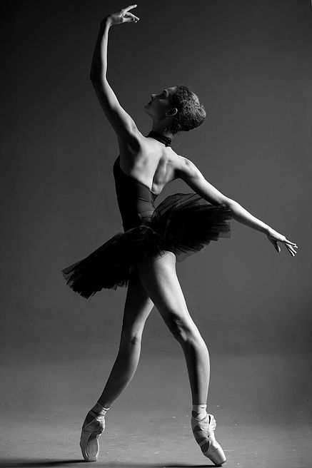 dreamdancer840:Eleonora Sevenard with the Vaganova Ballet Academy Photo by Darian Volkova