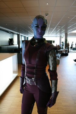 Midsnacker:  Ilovebender:  Mind-Blowingly Fucking Awesome Nebula Cosplay Dear Lord