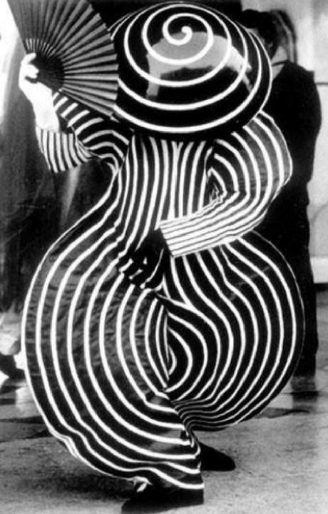 transparentoctopus:Oskar Schlemmer 1925