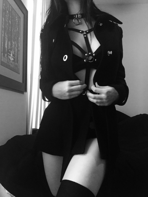 Porn photo prettypantyparty:  🔪 dressed to kill 