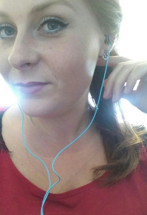 rockstartrish: New headphones for tunes at work. They are my favorite color letting the music take m