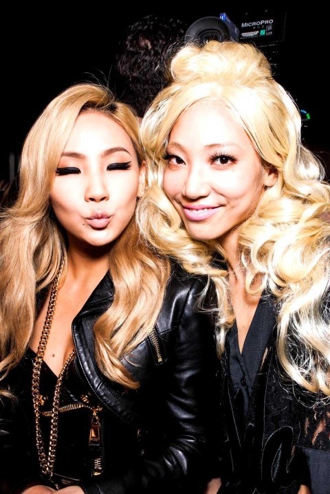 ygfamilyy:  CL with Model Park Soo Joo @ 140918 Moschino S/S Fashion Show in Milan! Source: pdgproject@naver blog