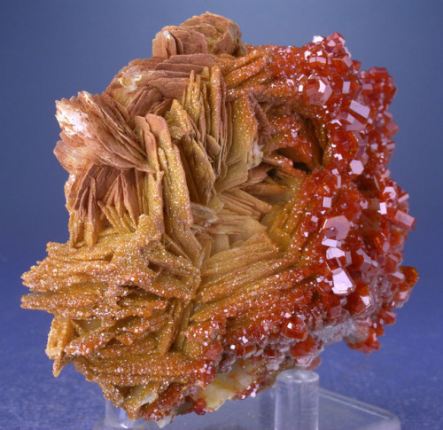 Vanadinte and Barite - Mibladen, Morocco