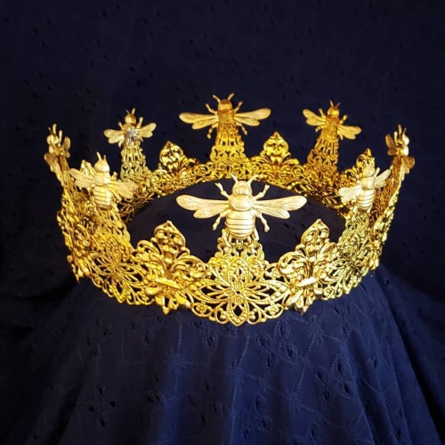Royal Filigree Bee Crown. One of the coordinating accessories for the “Royal Bee” line T