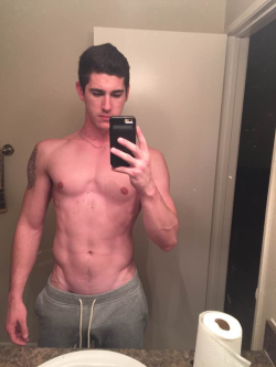 straightdudesexposed:  Cole 1Cole is your