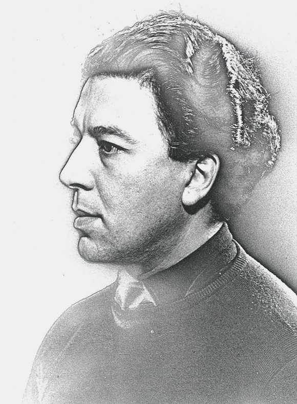 plantanoturnaetriste:    ANDRÉ BRETON, CA. 1929Foto: Man RaySolarized black and