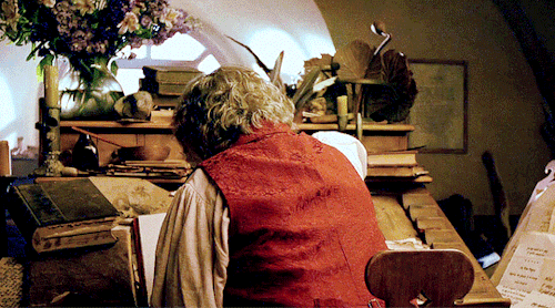 TOLKIEN WEEK 2022 Day 4 ➳ Favorite Story Arc | Compare & Contrast | Beginnings/Endings