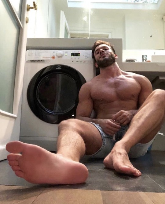 man-feet-in-utah:  feetman80:    One that wasn’t deleted by Tumblr.  I’d gladly clean his toes on laundry day…and every day
