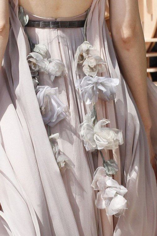 Dress for a Lothlorien elf - Dior