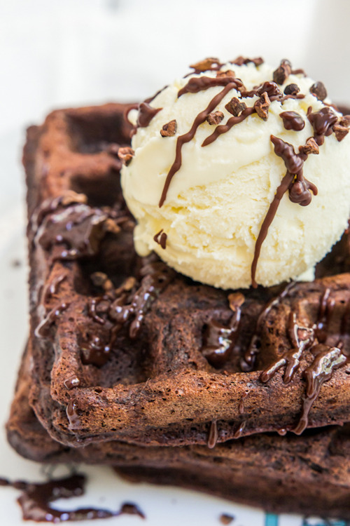 plasmatics-life:  Chocolate Buttermilk Waffles with Fresh Mint Ice Cream | < recipe 