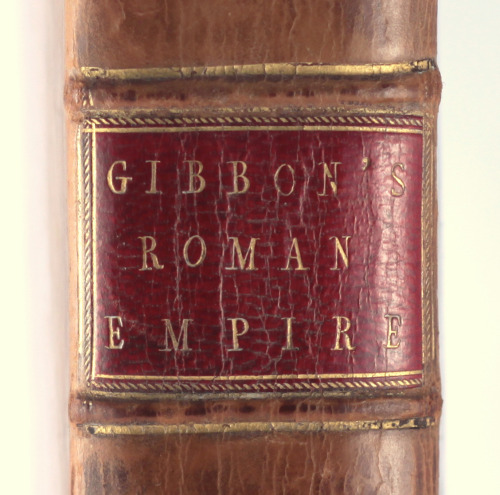 The decline and fall of the roman empire complete in 12 volumes - New Edition 1788  this partic