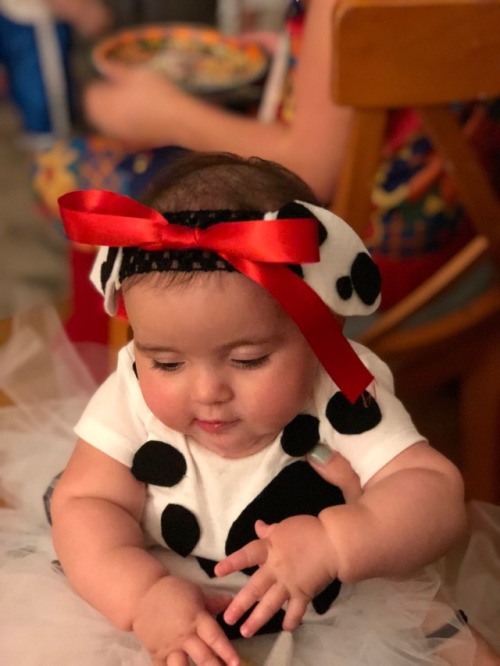 So Olenna and I were Cruella de vil and a Dalmatian ! Happy first Halloween my baby girl ! Please do