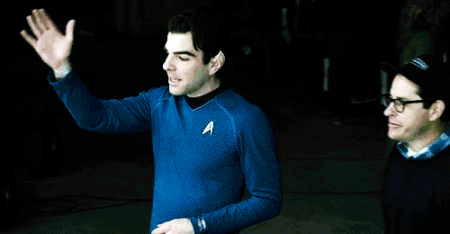 rectumofglory:ITS ZQ HAIR BUT SPOCK EARS AND CLOTHES THIS IS SO….. CONFUSING..IT IS CONFUSING ME SEX