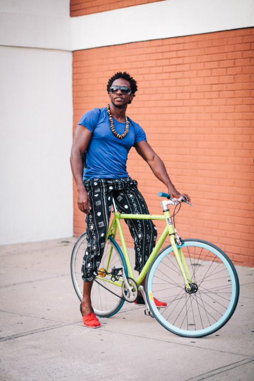 preferredmode: Quincy, with his @republicbike in Brooklyn. #summer #bikenyc #bikestyle #fixedgear V